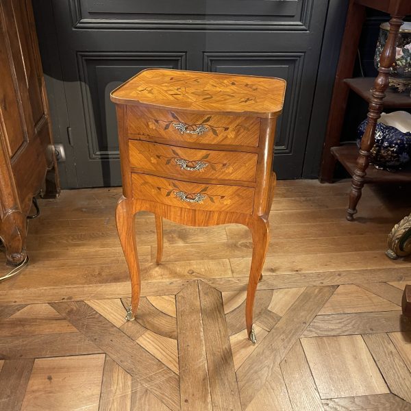 Table Chiffonnière En Marqueterie De Style Louis XV