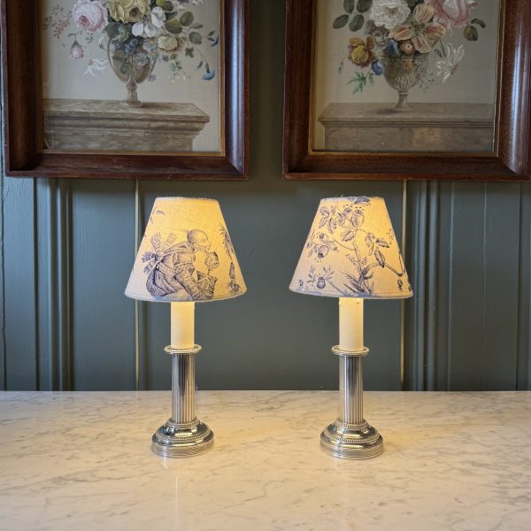 Paire de petites lampes en métal Argenté, Hauteur 30 cm