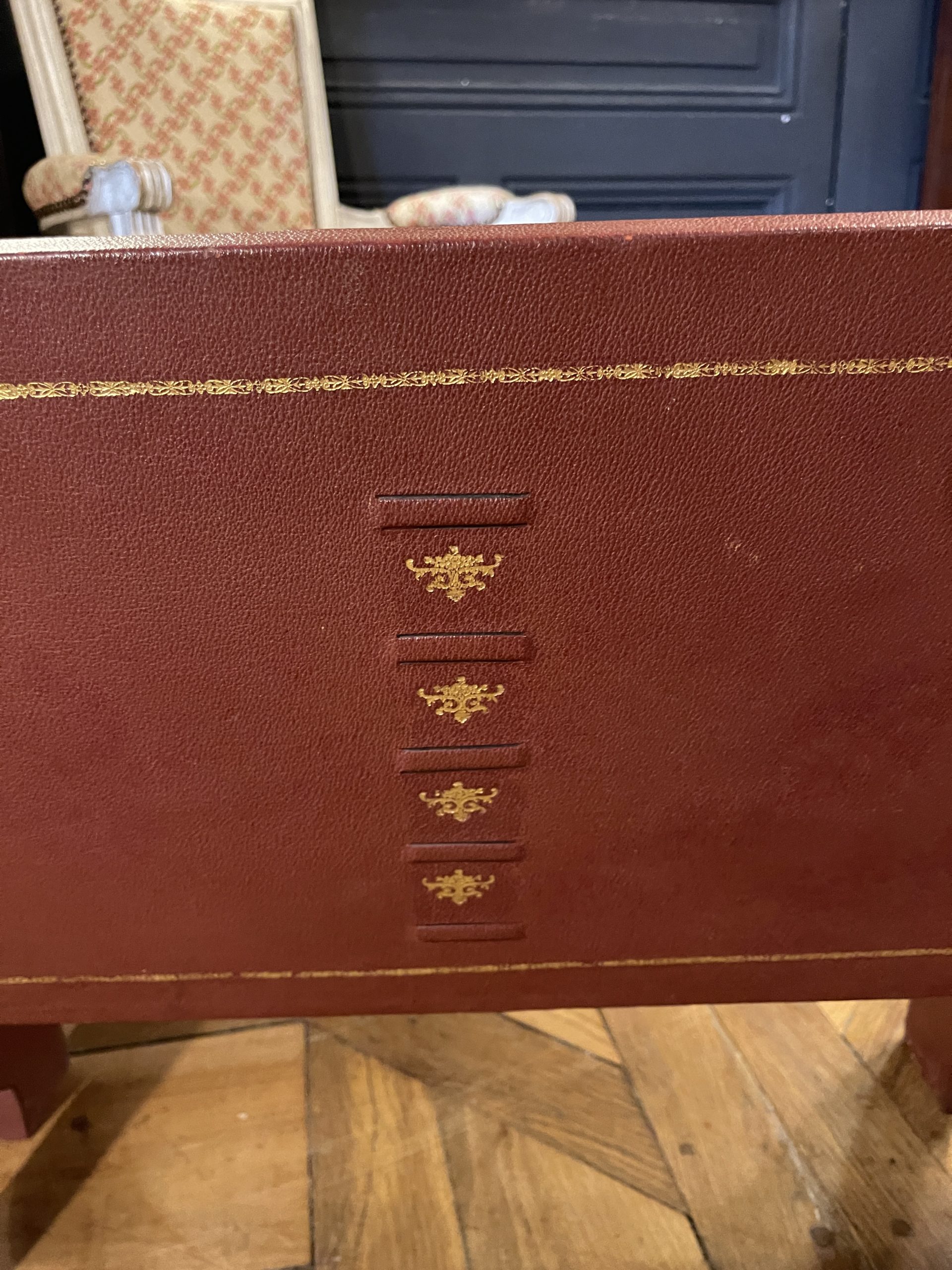 Ponvianne Antiquités Porte-revue 7