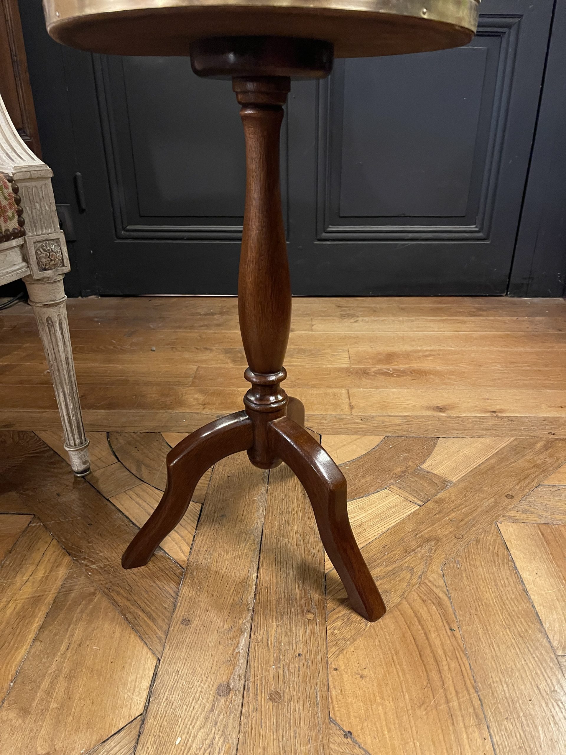 Ponvianne Antiquités guéridon tripode 6