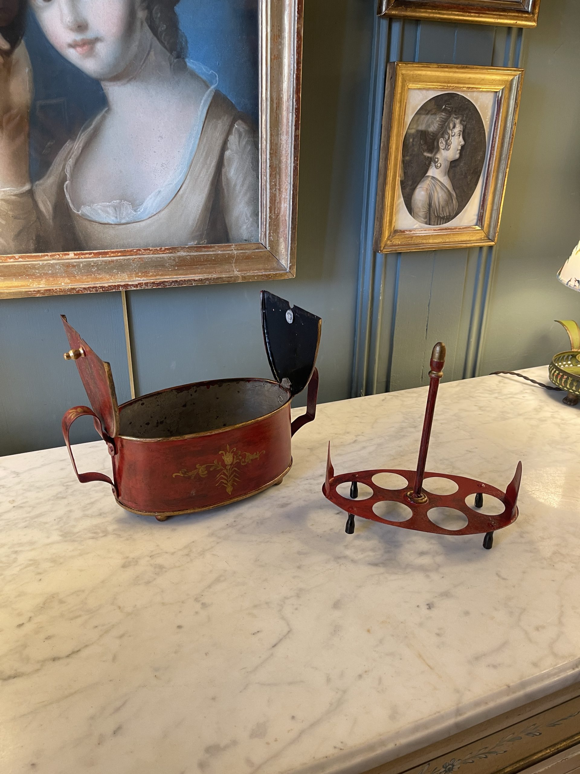 Ponvianne Antiquités oeufrier 6