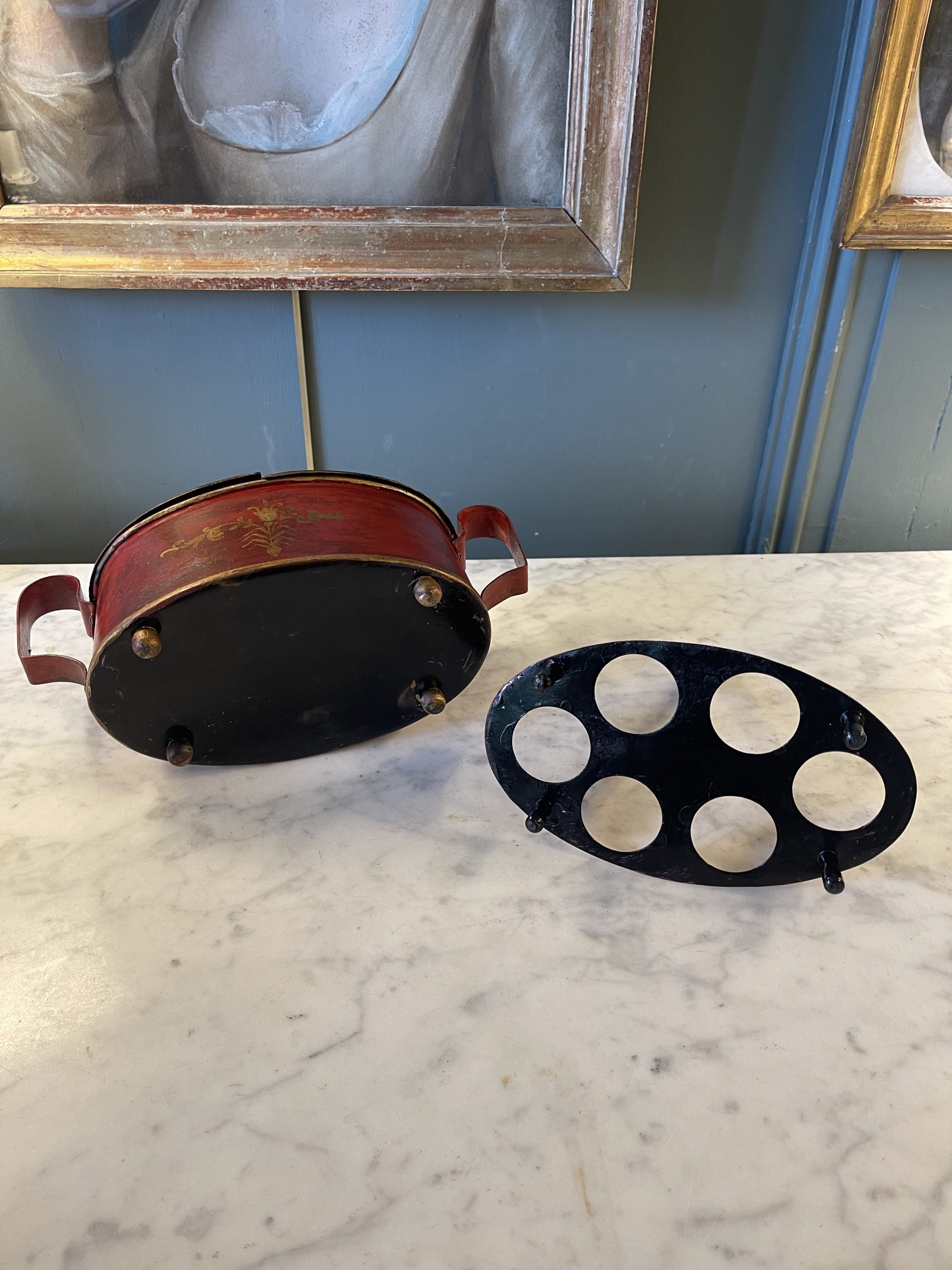 Ponvianne Antiquités oeufrier 8