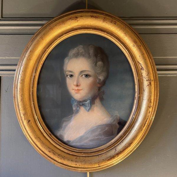 Portrait de dame, pastel début XIXème