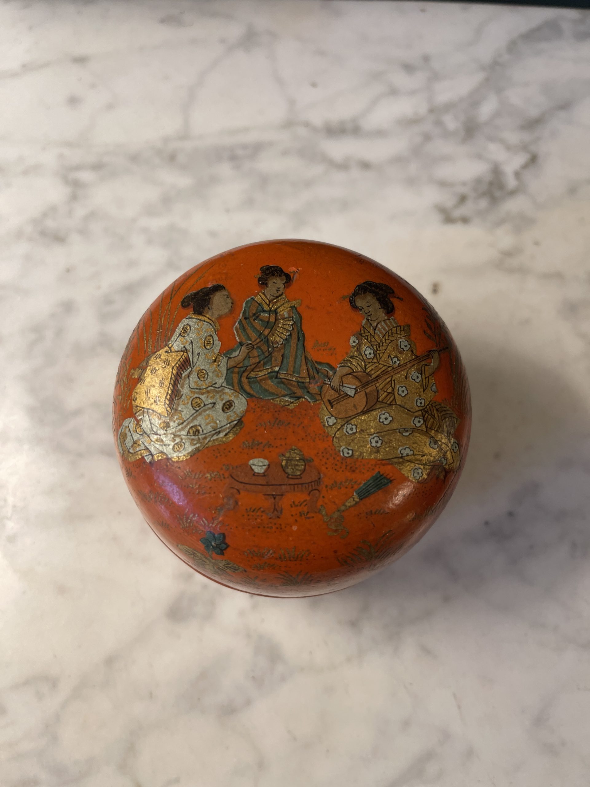 Ponvianne Antiquités petite boite laque 5