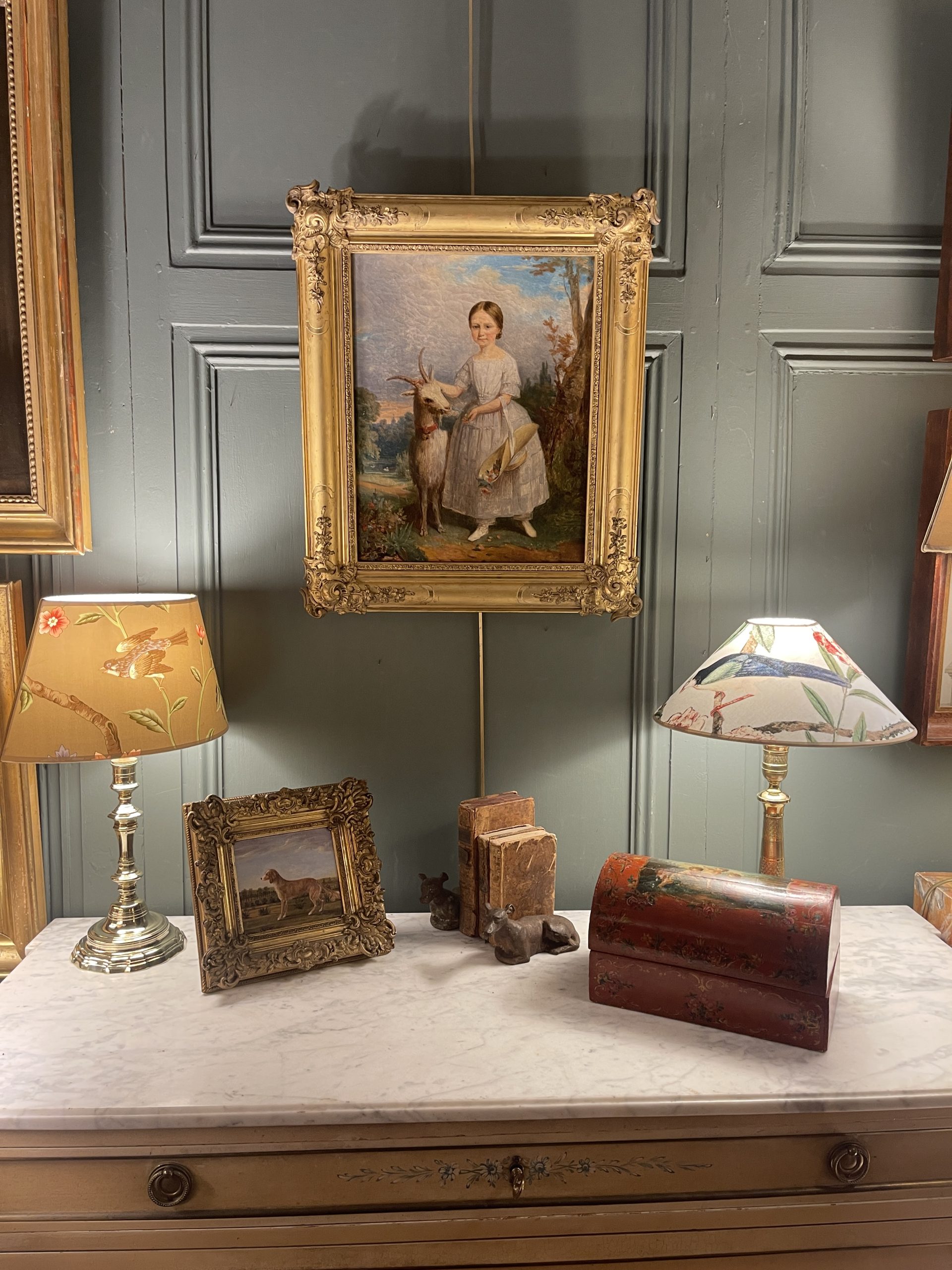 Ponvianne Antiquités portrait fille chèvre 12