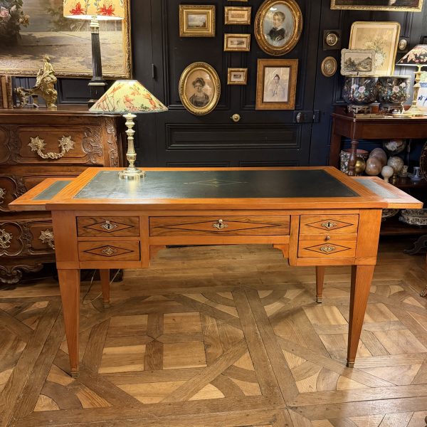 Bureau plat