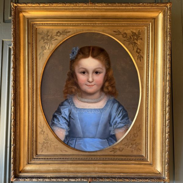 Portrait d'une petite fille daté 1874 de Elie-Joseph LAURENT