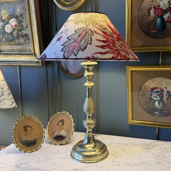 Grande lampe en bronze ciselé XIXème, Hauteur 51 cm